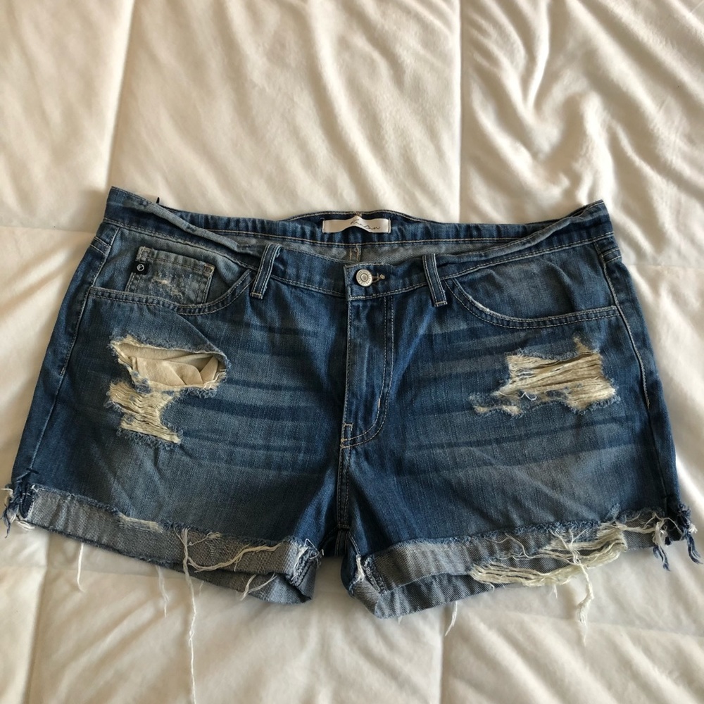 Jean shorts. Size 31.